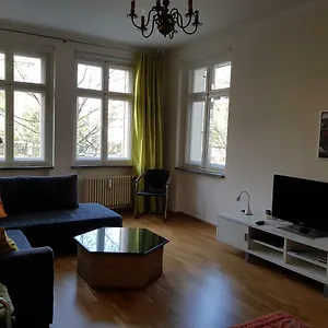Apartamento Frankfurter Tor, Berlín